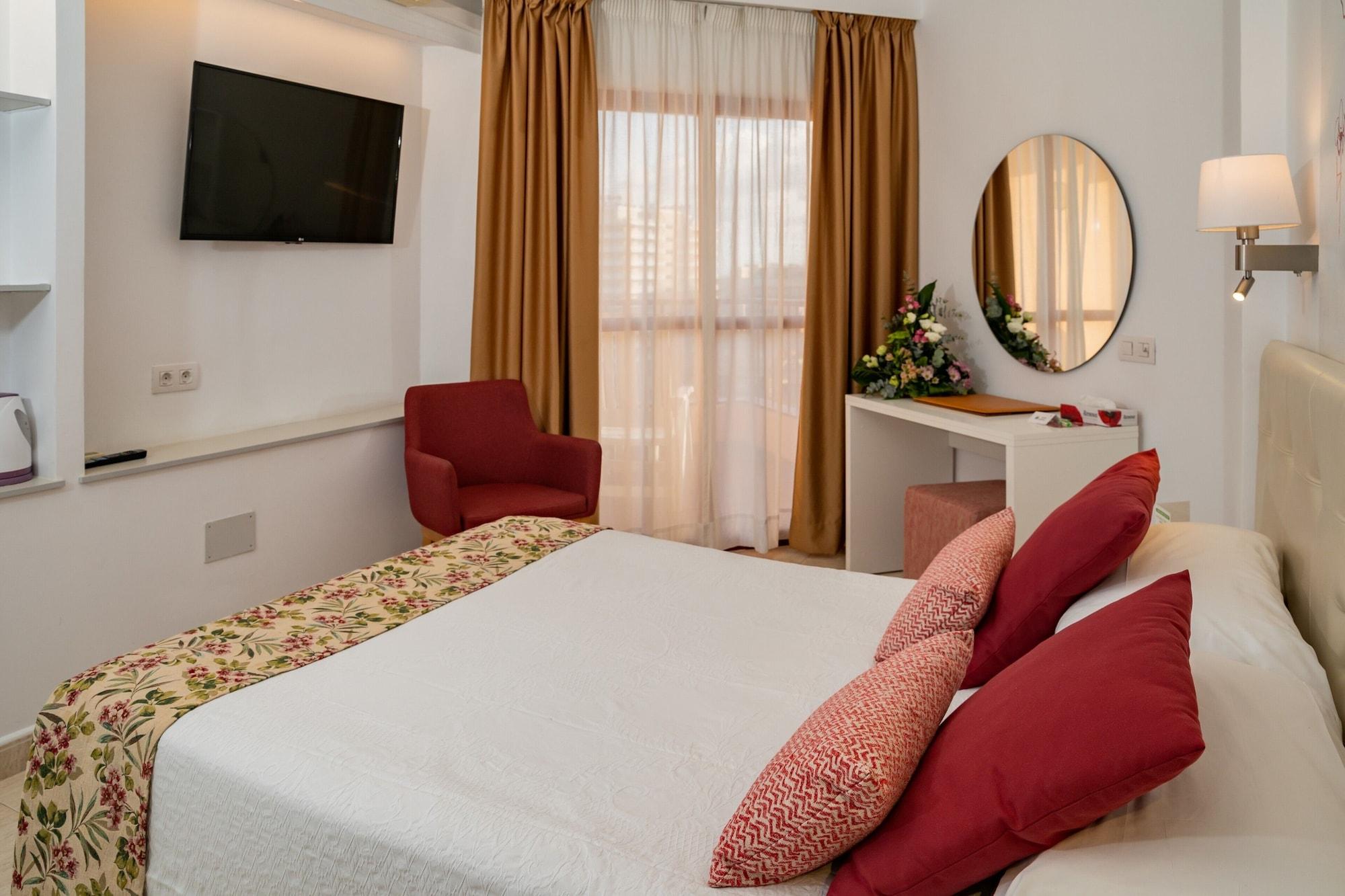 Hotel Angela - Adults Recommended Fuengirola Dış mekan fotoğraf