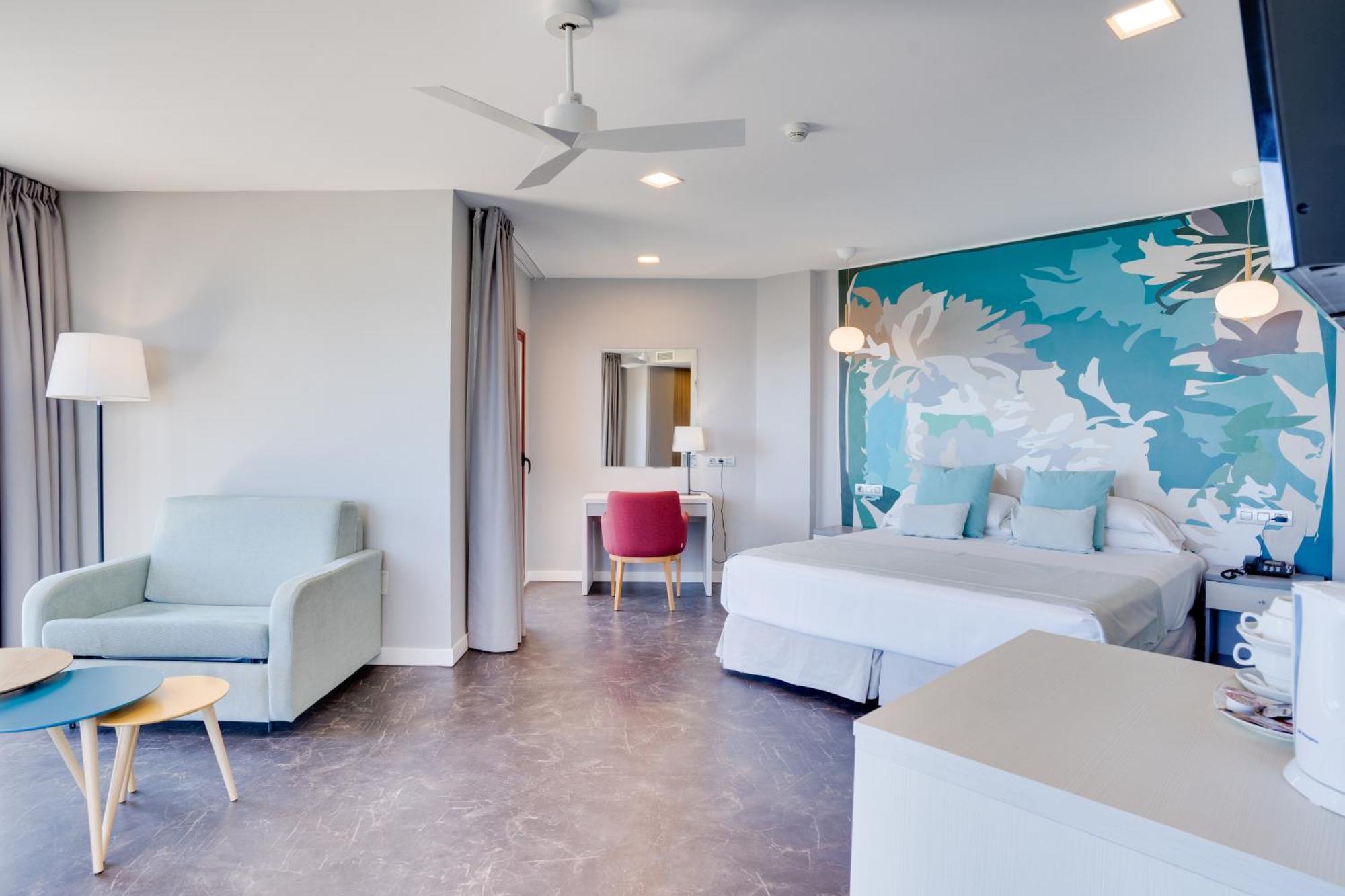 Hotel Angela - Adults Recommended Fuengirola Dış mekan fotoğraf