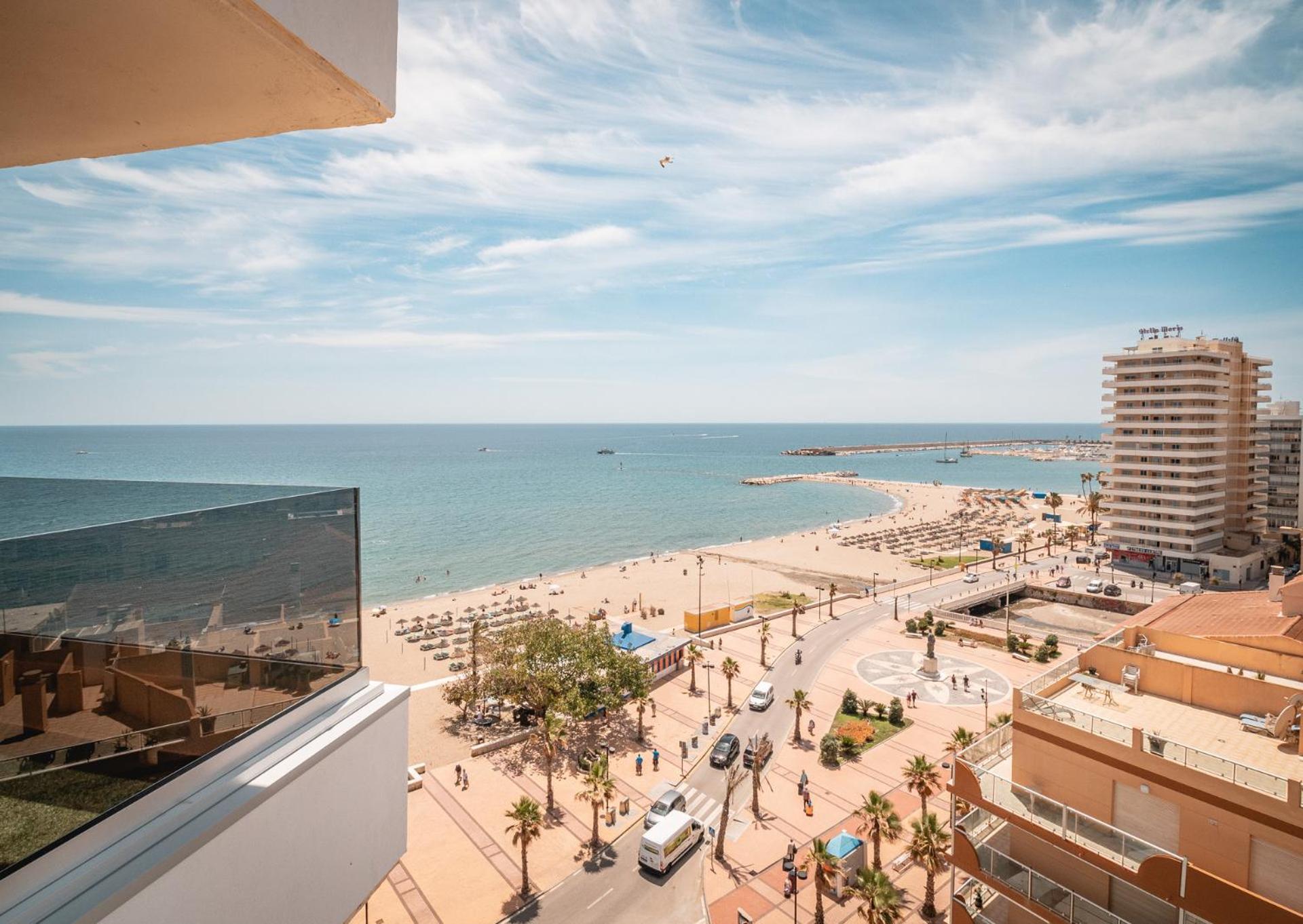 Hotel Angela - Adults Recommended Fuengirola Dış mekan fotoğraf