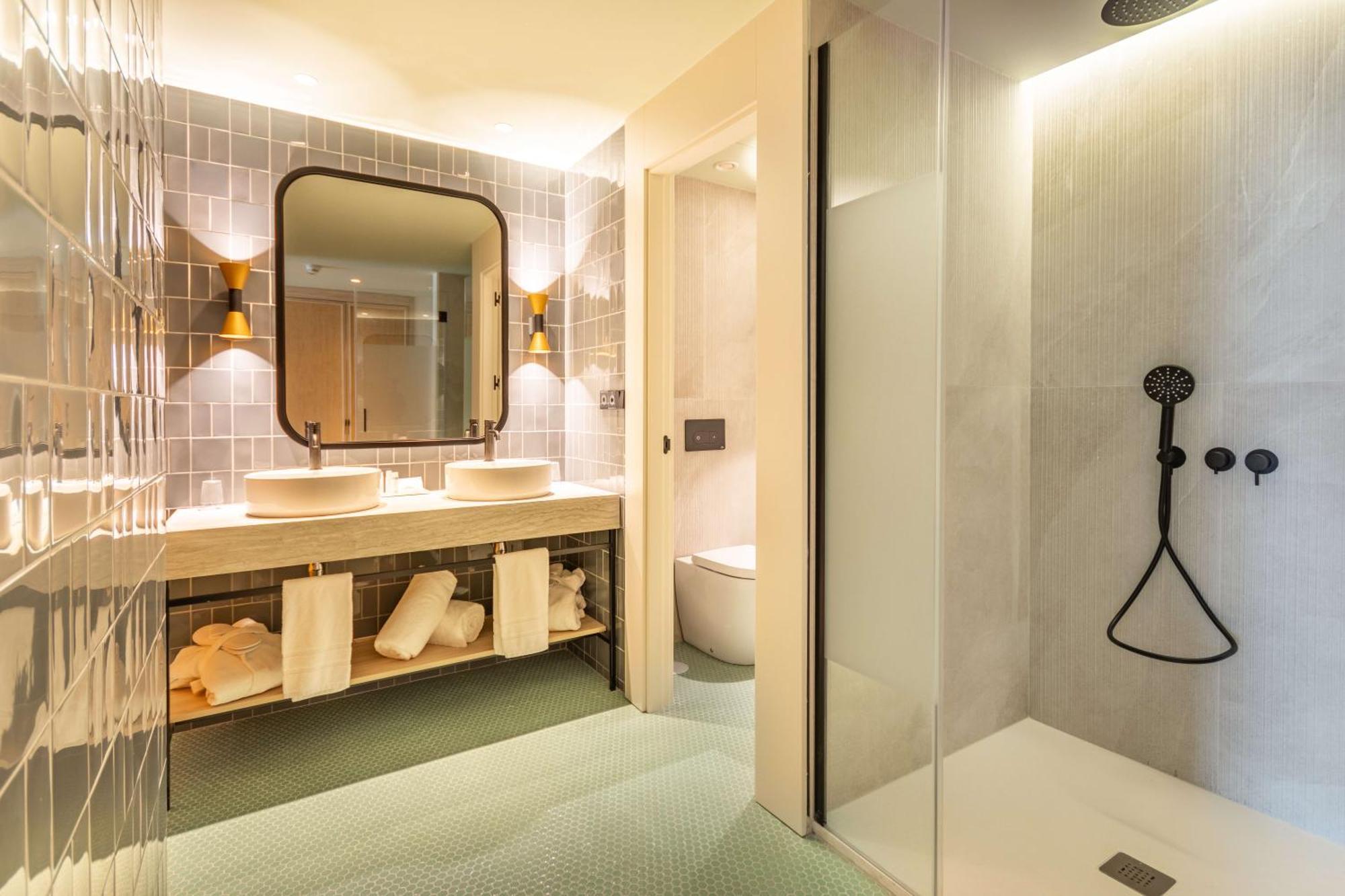 Hotel Angela - Adults Recommended Fuengirola Dış mekan fotoğraf