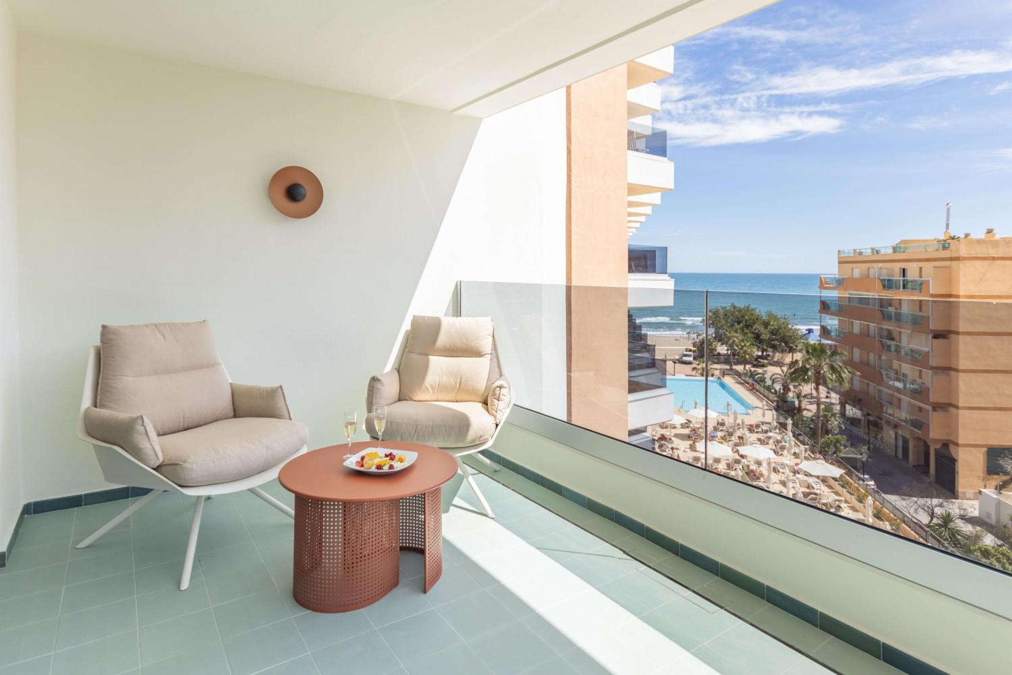 Hotel Angela - Adults Recommended Fuengirola Dış mekan fotoğraf
