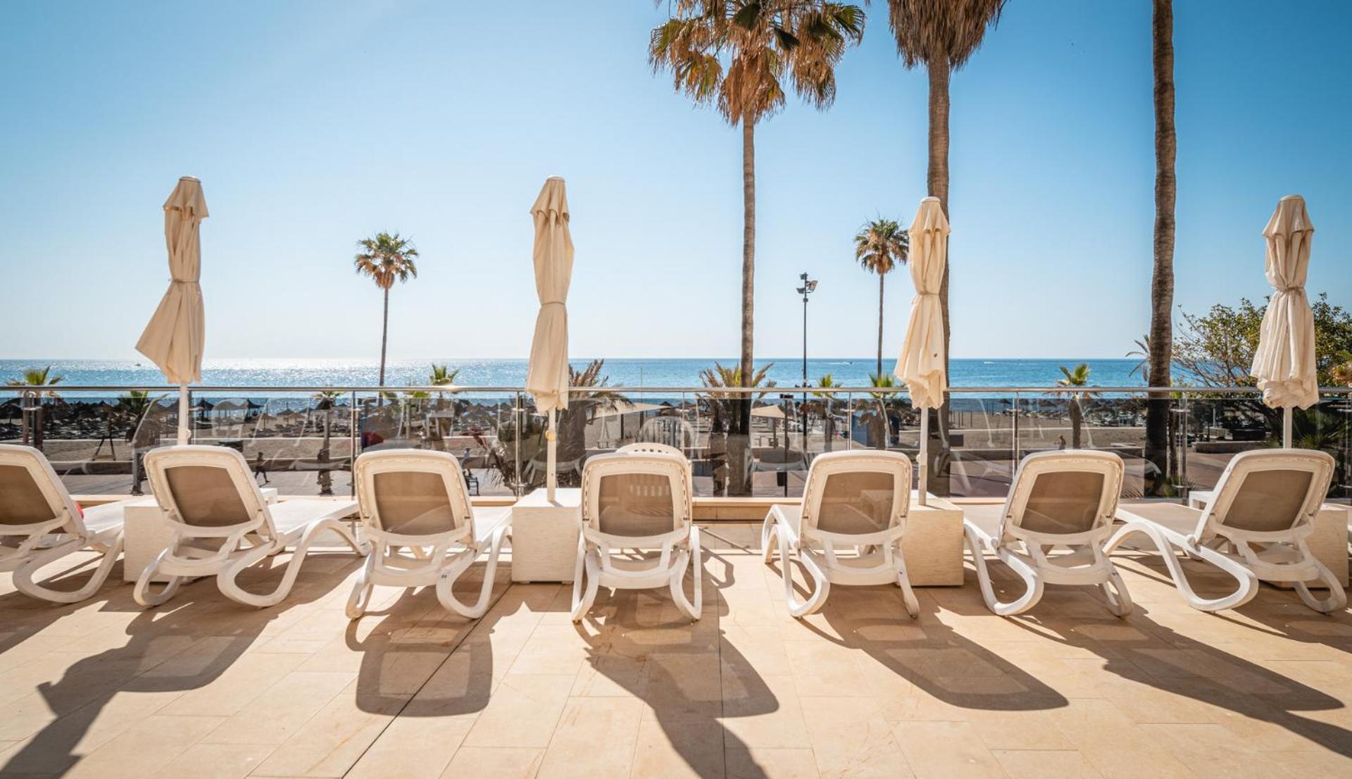 Hotel Angela - Adults Recommended Fuengirola Dış mekan fotoğraf